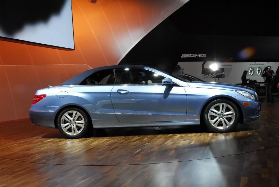  Mercedes-Benz E-Class Cabriolet 2011 года  (фото 105 из 108)